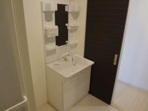 コンフォルト・ワン　＊＊ A0201号-2