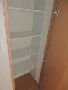 サンロードⅢ　Ｂ棟 B0201号-12