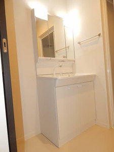 ラフィーネメゾン本町公園　Ｂ棟　＊ B0204号-8