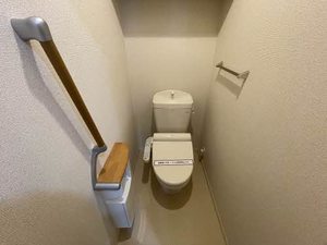 ラ・シャルール．　＊＊ A0103号-7