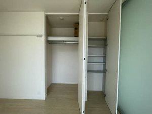 ラ・シャルール．　＊＊ A0202号-7