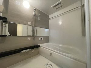 ラ・シャルール．　＊＊ A0302号-4