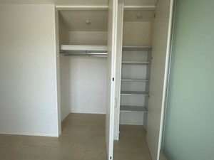 ラ・シャルール．　＊＊ A0302号-7