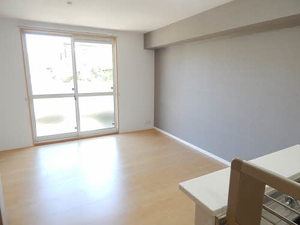 シャーメゾン光　＊ B0102号-2