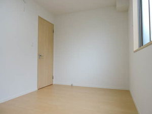 ラフィーネメゾン上久原　Ｂ棟　＊ B0101号-15