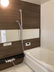 アミューザン衣振　Ｂ棟　＊＊ B0202号-4