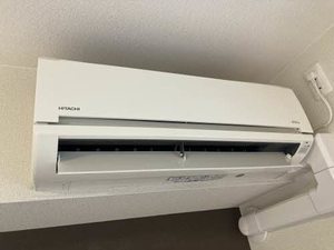 アミューザン衣振　Ｂ棟　＊＊ B0202号-8
