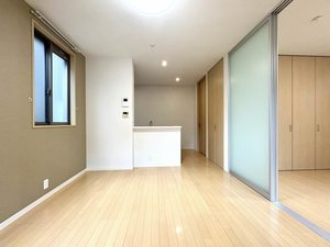 シャーメゾン藤﨑　＊＊ A0102号-2