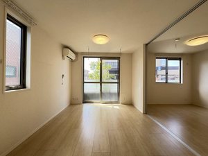 ＤｅａｒＣｏｕｒｔ大川中央　Ｂ棟　＊＊ B0101号-10