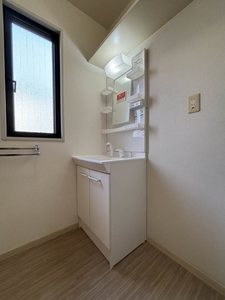 バリュージュ富の原　　Ｄ棟 D0102号-5