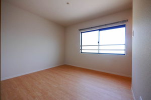 ディアスタウン　Ａ棟　＊ A0202号-3