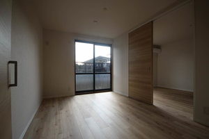 ディアスタウン　Ｂ棟　＊ B0102号-3