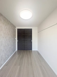 ヴィラウィステリア南高江　Ｂ棟　＊ B0101号-6