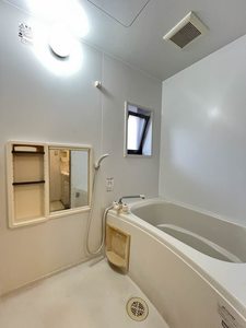 バリュージュＤ＆Ｍ　＊ A0202号-4