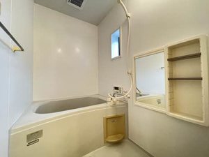 フレグランス　セナ　＊＊ A0202号-4