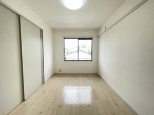 フレグランス　セナ　＊＊ A0202号-5