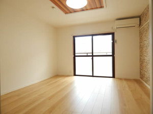 マダレンホール A0202号-2