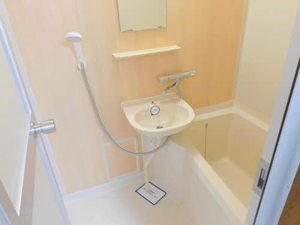 マダレンホール A0307号-4