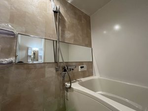 フィオーレⅡ　Ｃ棟　＊＊ C0102号-4