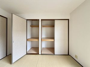 アイエス猪野　Ａ棟　＊＊ A0202号-8