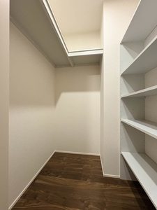 エヌ・ステータス国府 * A0104号-9