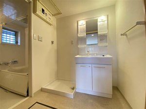 ルネス本城学研台　Ⅱ棟　＊＊ B0211号-5