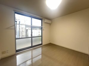 ハリー・ファースト　＊＊ A0103号-2