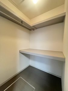 ハリー・ファースト　＊＊ A0103号-6