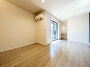 シャーメゾンＳｉｎ　＊ A0102号-4