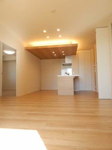 シャーメゾンクレストール御領　＊ A0204号-2