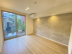 ＡＬＳＴＲＯＭＥＲＩＡ　＊ A0102号-4