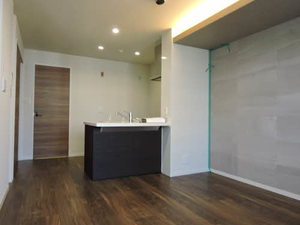 ロイヤル　シャーメゾン　プレミアム　＊ A0208号-2