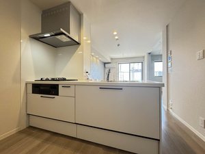 シャーメゾンクレイン　＊＊ A0103号-3