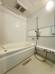 シャーメゾンクレイン　＊＊ A0103号-4