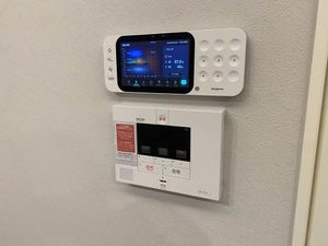 Ｓｈａｍａｉｓｏｎ　Ｌｕｘｕａｒ平尾山荘通　＊＊ A0202号-9