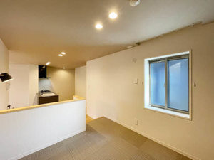 Ｓｈａｍａｉｓｏｎ　Ｌｕｘｕａｒ平尾山荘通　＊＊ A0401号-7