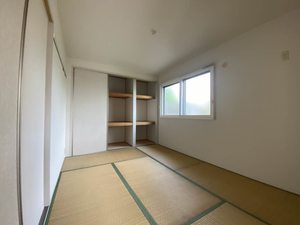 ロードサイド到津　Ｂ棟　＊＊ B0102号-15