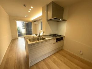 ＳｈａＭａｉｓｏｎ　春日　＊＊ A0203号-3