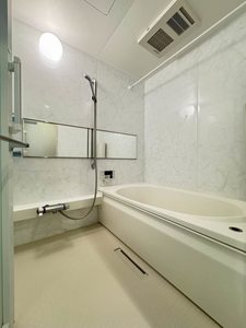 ＢＥＲＥＯ　ＳＴＡＧＥ　新鳥栖 A0103号-4