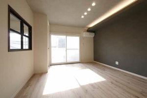 フレグランス　ロペ　＊＊ A0202号-2