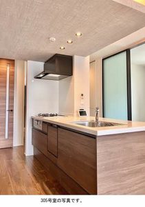 シャーメゾン　Ｂｌｏｏｍ　Ｓｔａｇｅ　＊＊ A0305号-3