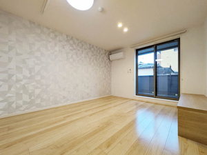 シャーメゾン リバーサイド ** A0201号-2