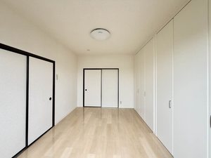 グラーベンハイツ　　Ｂ棟 B0201号-7