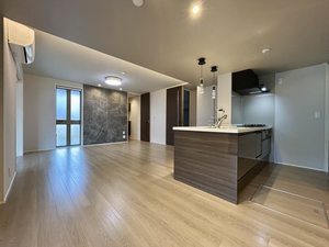 Ｅｌｅｎａ大江 A0101号-2