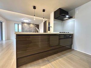 Ｅｌｅｎａ大江 A0101号-3