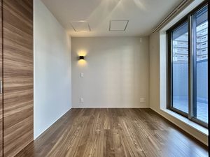 Ｅｌｅｎａ大江 A0404号-8