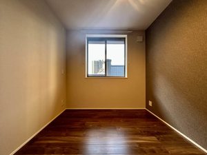 Ｅｌｅｎａ大江 A0404号-9