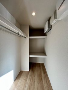 Ｂｕｓｈ　Ｃｌｏｖｅｒ　＊＊ A0201号-11