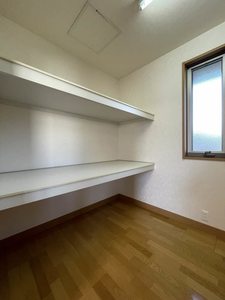 江津２丁目戸建貸家-8