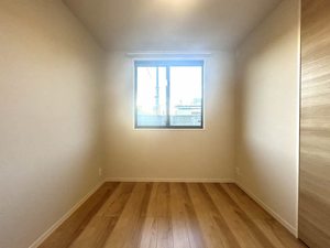 シャーメゾンアイリス　＊＊ A0103号-7